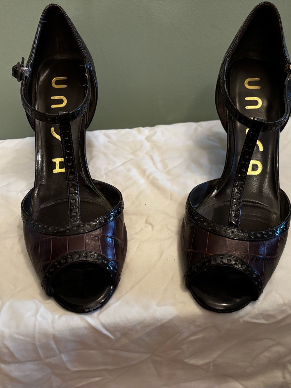 Unusable Brand Women's T-Strap Peep Toe Heels in Dark Brown